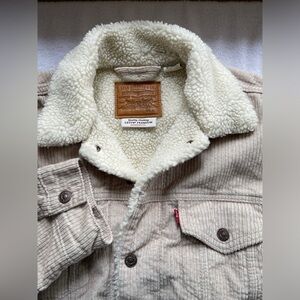 Levi's Premium Corduroy Jacket with Sherpa Lining Trucker Cream Size M
